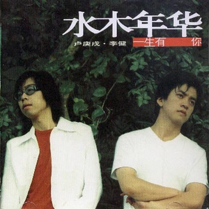 美女脱掉内裤让男人插射视频
