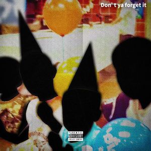 美女脱掉内裤让男人插射视频
